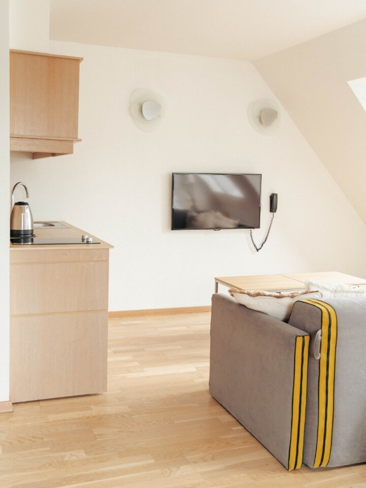Studio suite with private entrance
